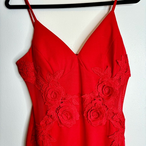 Fashion nova red midi cocktail dress size medium/large - Picture 3 of 7
